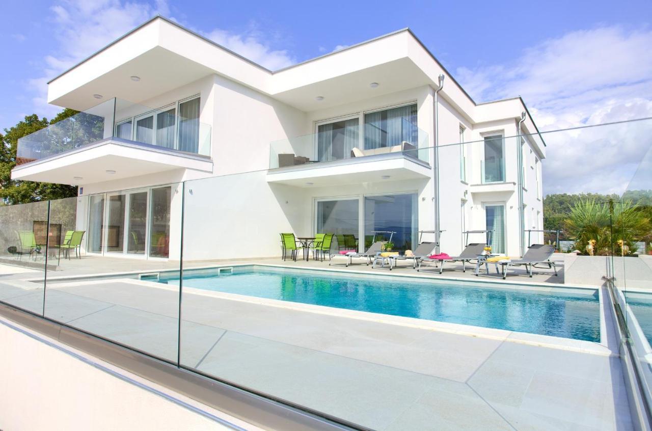 Villa Helines***** Linardići Buitenkant foto