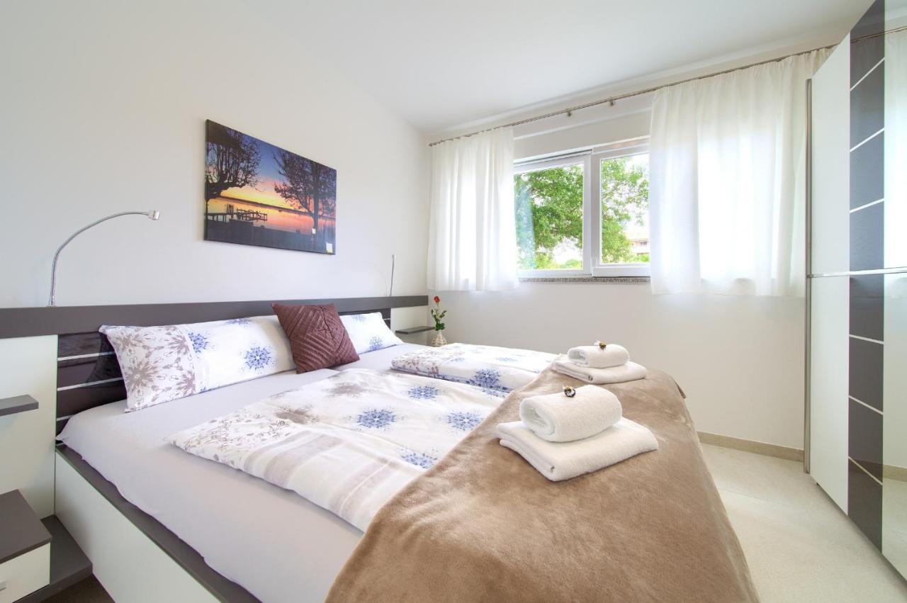 Villa Helines***** Linardići Buitenkant foto